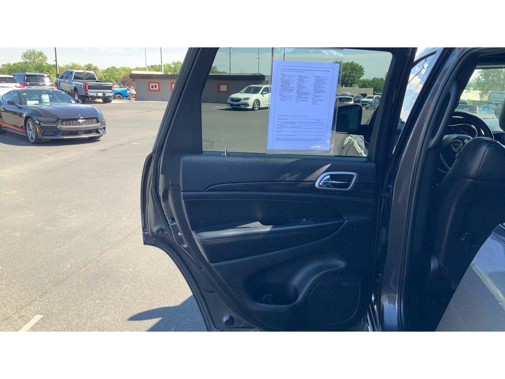 2021 Jeep Grand Cherokee Base