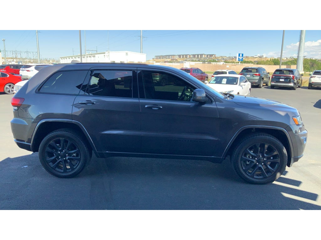 2021 Jeep Grand Cherokee Base