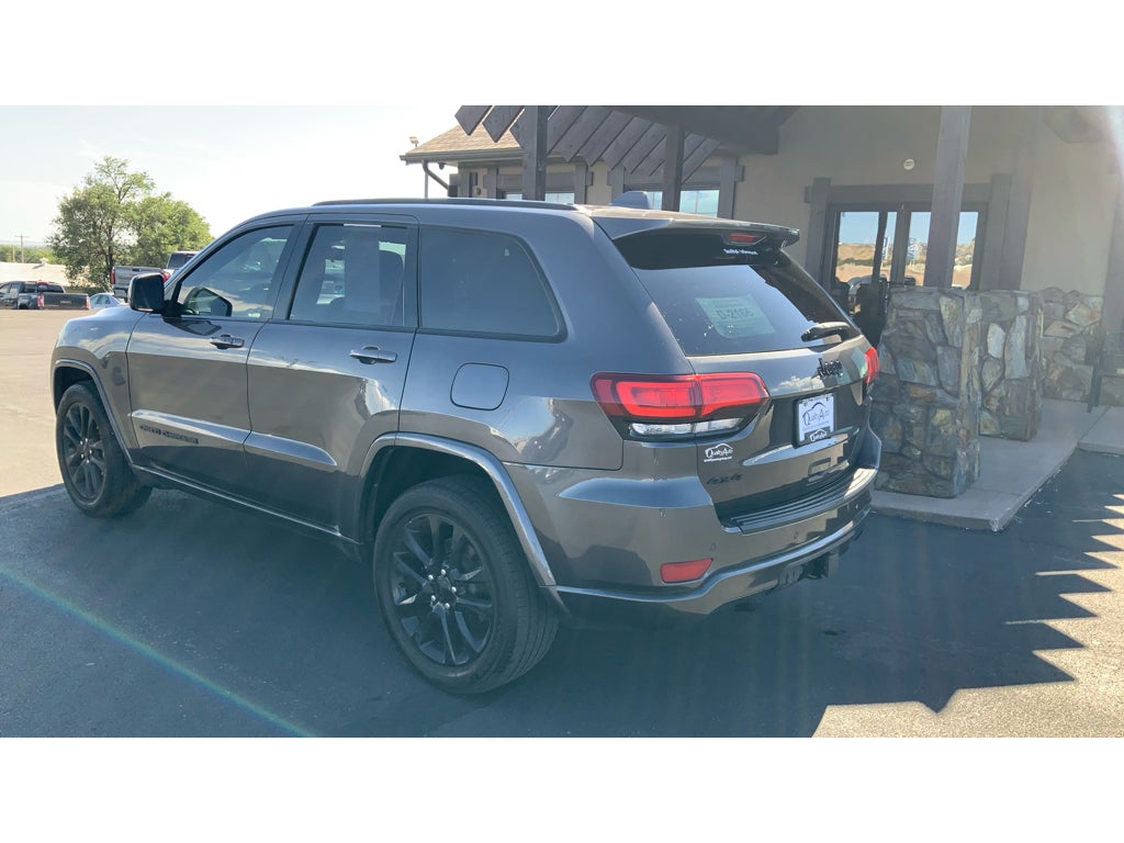 2021 Jeep Grand Cherokee Base