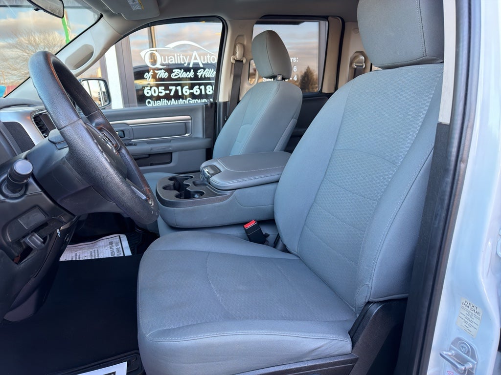 2017 RAM 1500 SLT