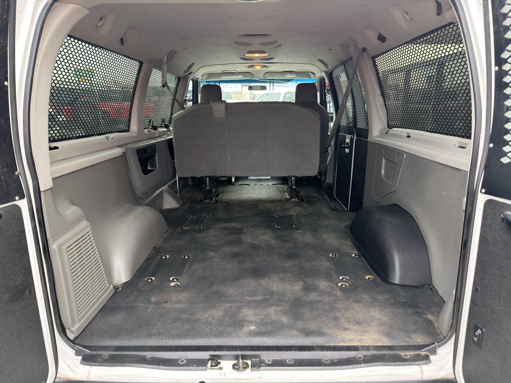 2012 Ford Econoline Wagon XL