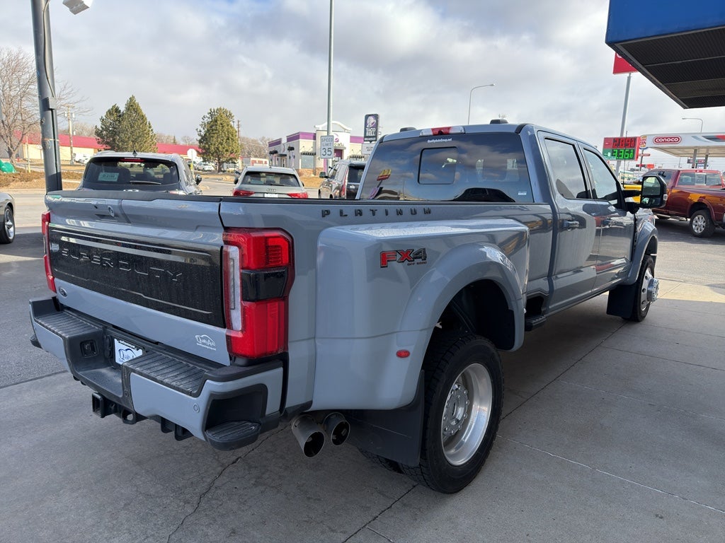 2025 Ford F-450 Platinum