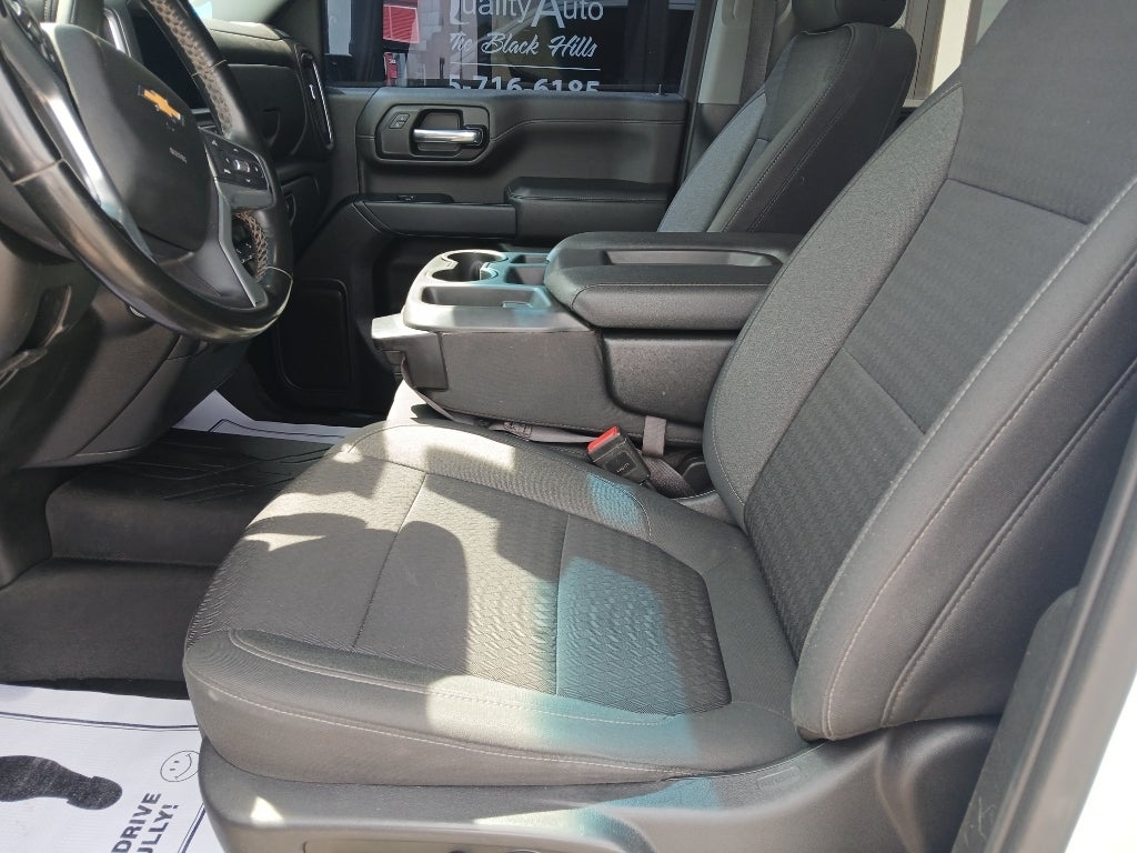 2023 Chevrolet Silverado LT