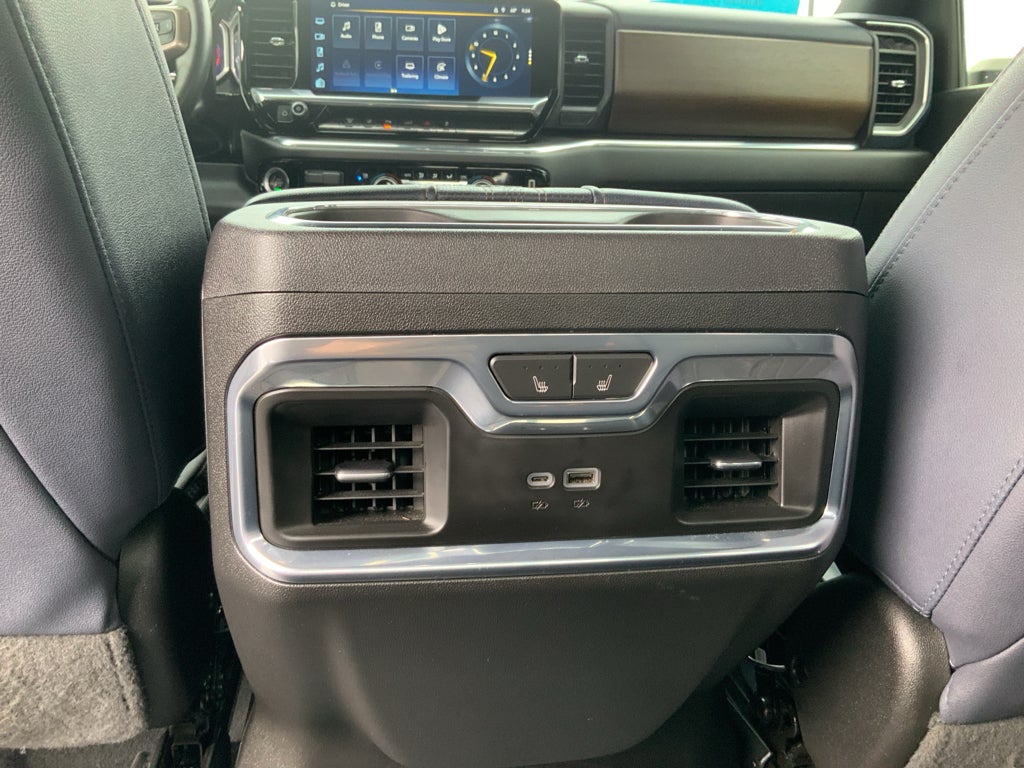 2024 Chevrolet Silverado High Country