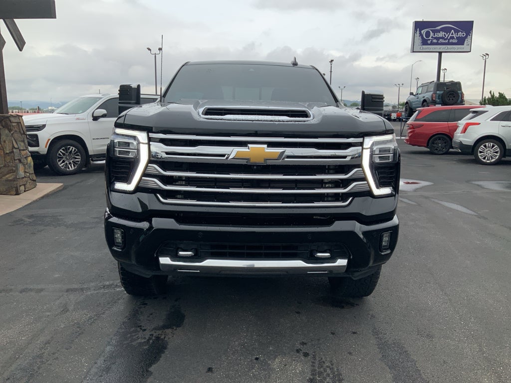2024 Chevrolet Silverado High Country