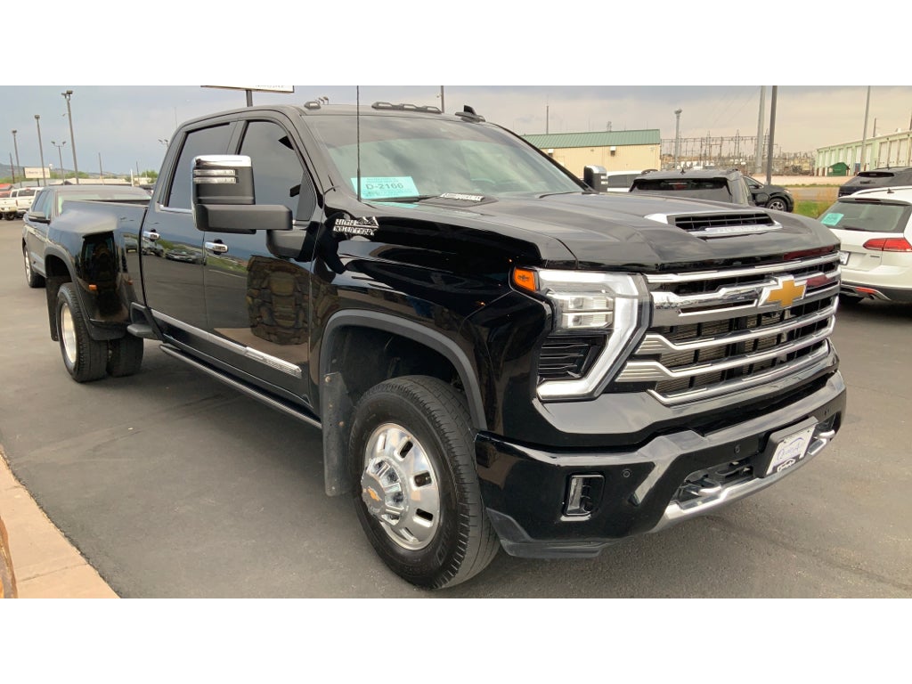 2024 Chevrolet Silverado High Country
