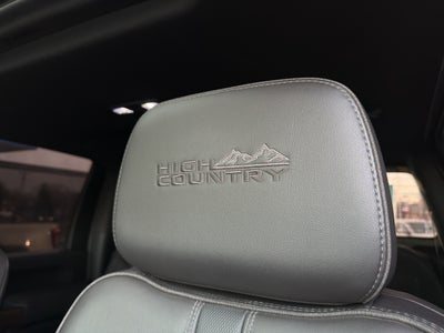 2022 Chevrolet Silverado High Country