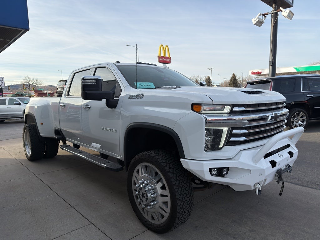 2022 Chevrolet Silverado High Country