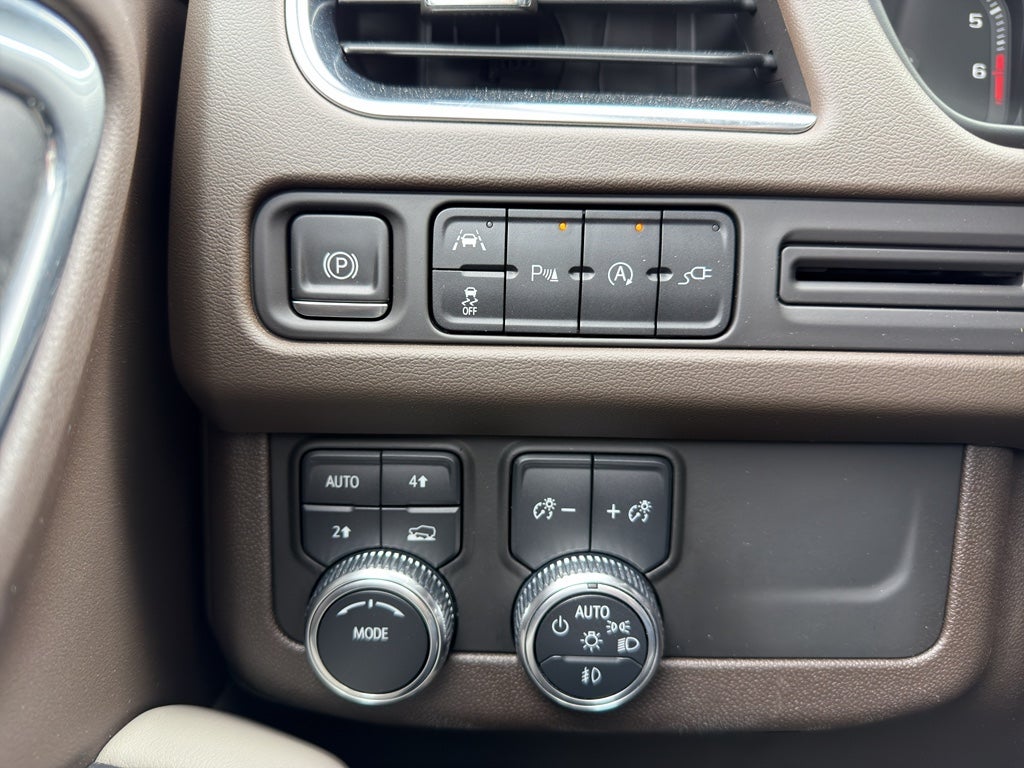 2021 GMC Yukon XL SLT