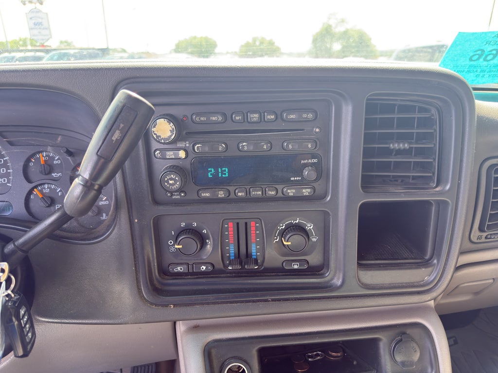 2003 Chevrolet Tahoe LS