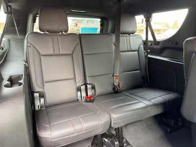 2023 Chevrolet Suburban RST