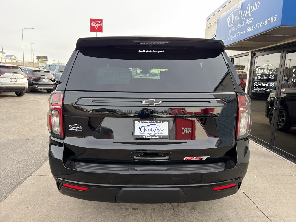 2023 Chevrolet Suburban RST
