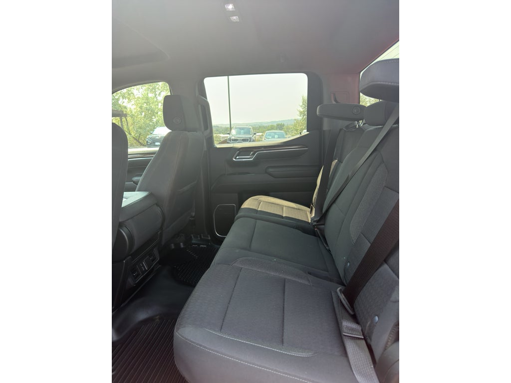 2023 GMC Sierra SLE