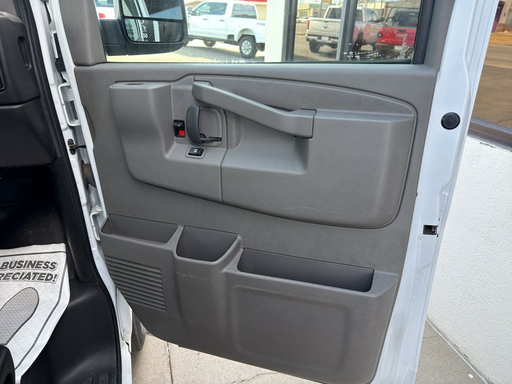 2023 GMC Savana Work Van