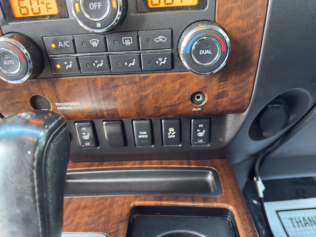 2012 Nissan Titan SL