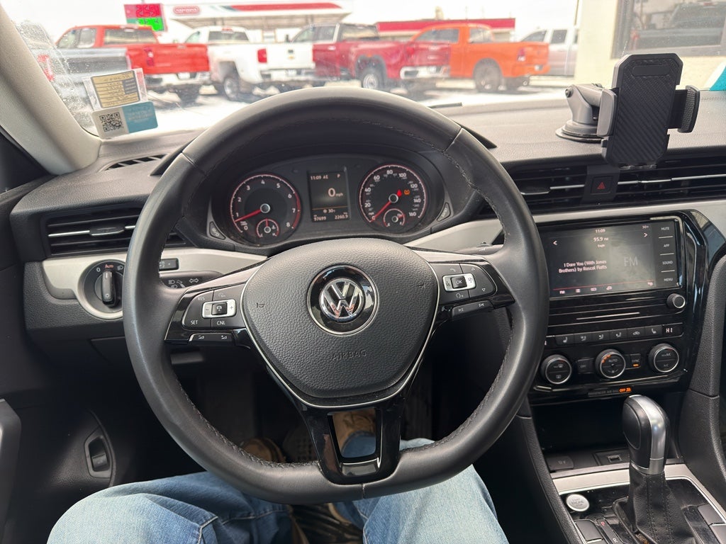 2021 Volkswagen Passat 2.0T SE