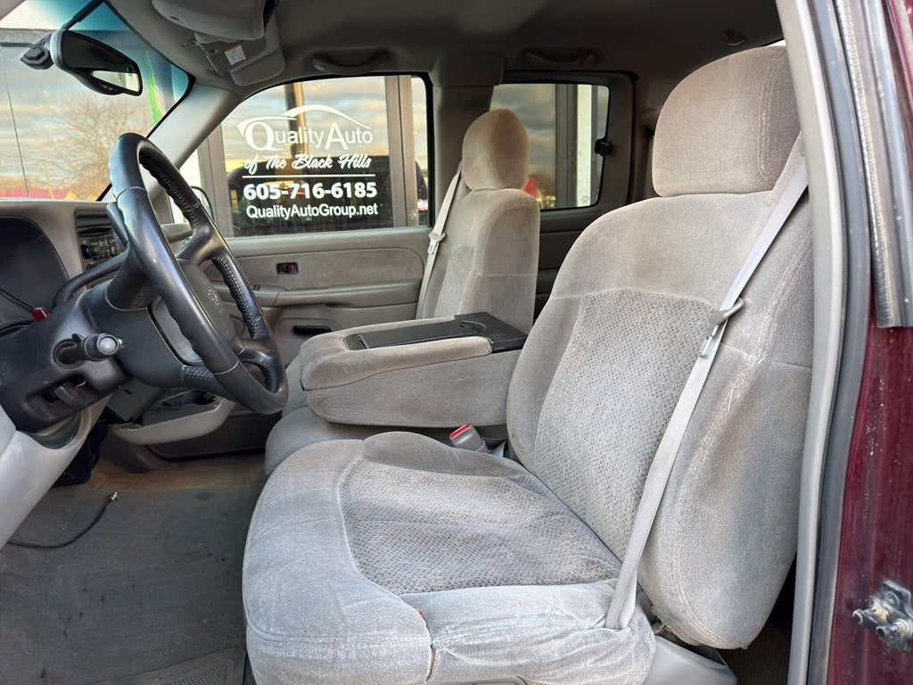 2000 Chevrolet Silverado LS