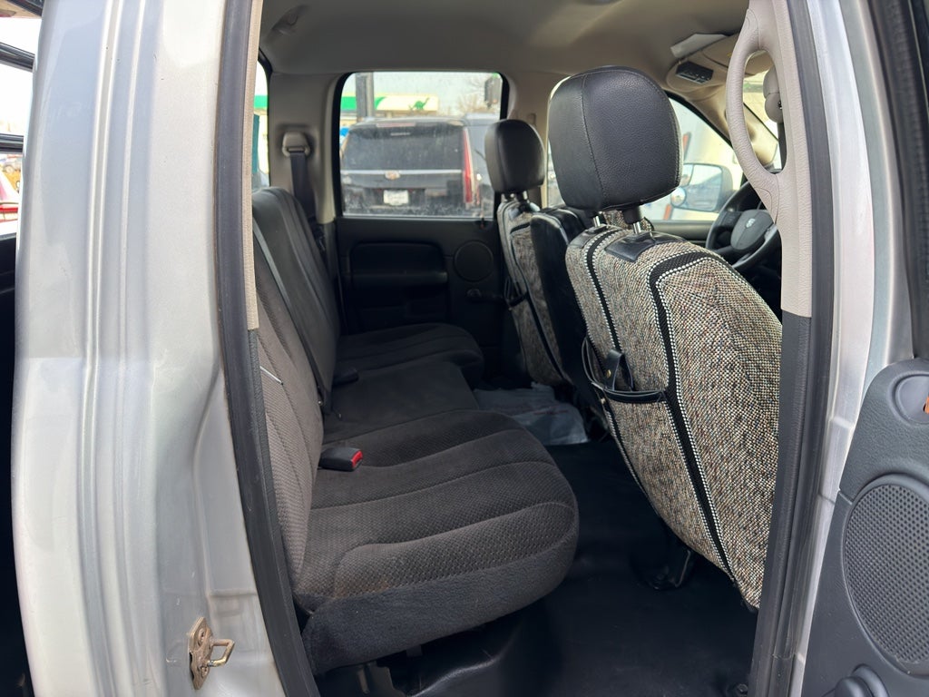 2005 Dodge Ram Pickup Base