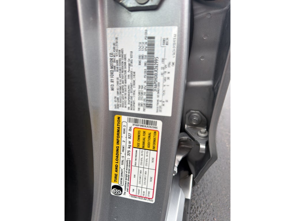 2020 Ford Fusion SE