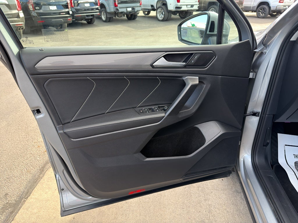 2023 Volkswagen Tiguan SE