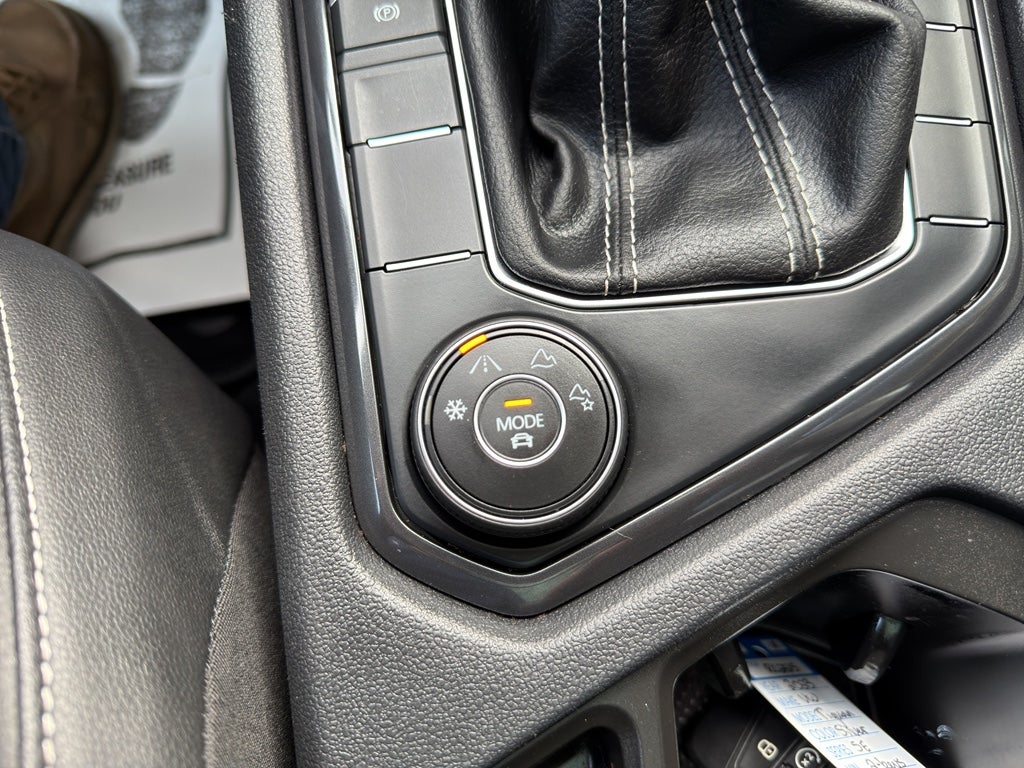 2023 Volkswagen Tiguan SE