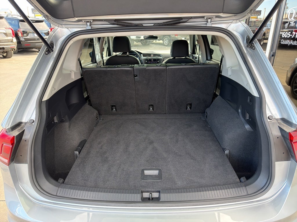 2023 Volkswagen Tiguan SE