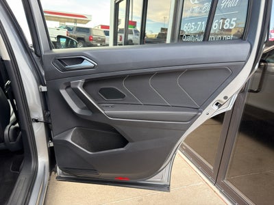 2023 Volkswagen Tiguan SE