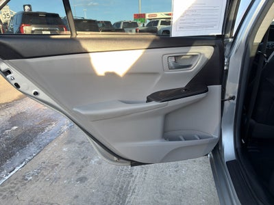 2017 Toyota Camry SE