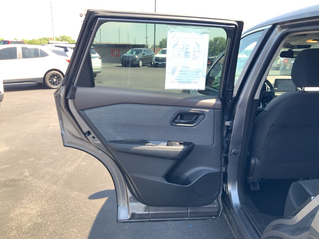 2021 Nissan Rogue S