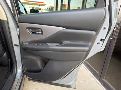 2022 Nissan Murano SV