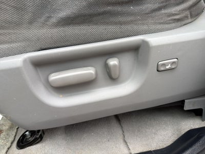 2011 Toyota Tundra Grade 5.7L V8 w/FFV (A6)