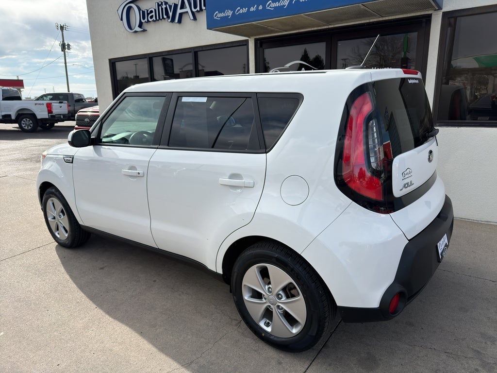 2016 Kia Soul Base