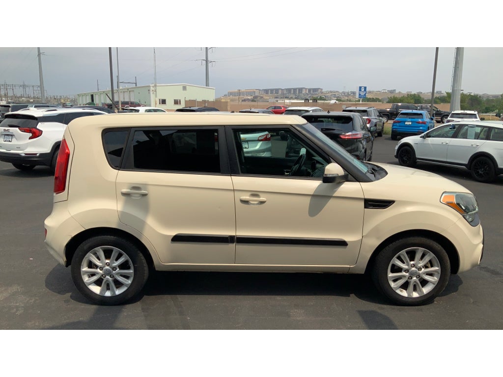 2013 Kia Soul +