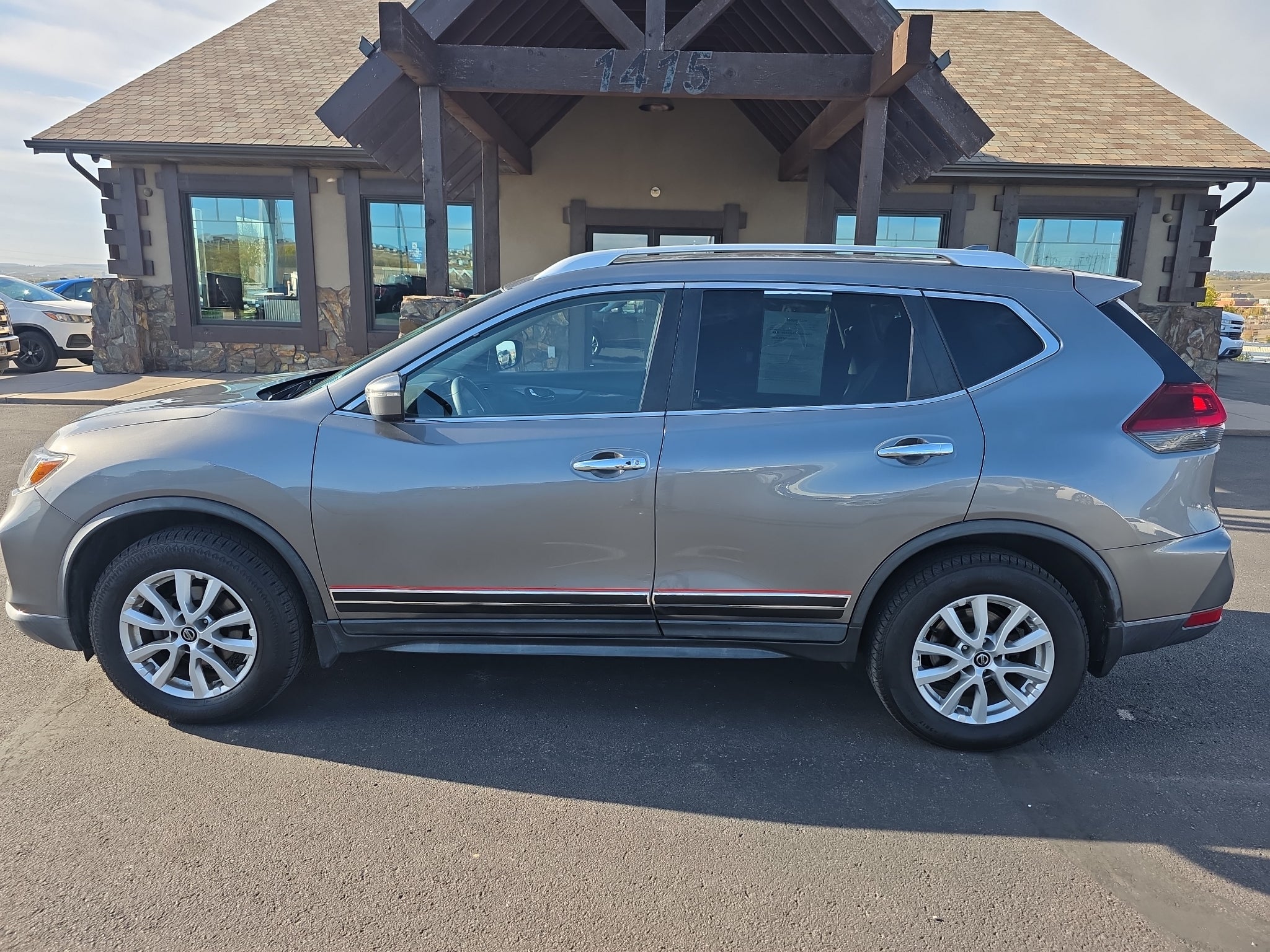 2020 Nissan Rogue