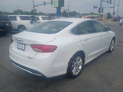 2016 Chrysler 200 Limited