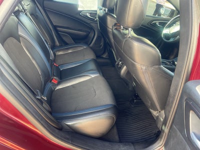 2017 Chrysler 200 200S