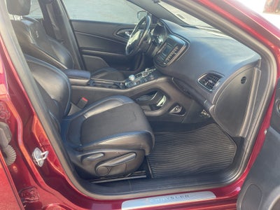 2017 Chrysler 200 200S