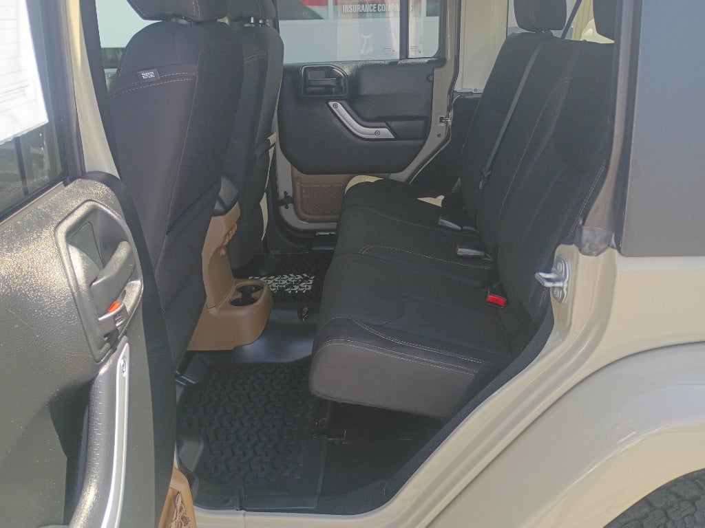 2017 Jeep Wrangler Unlimited Sahara - Photo 10
