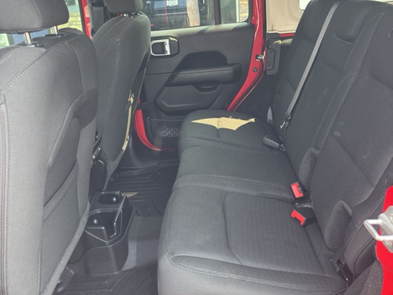 2021 Jeep Wrangler Unlimited Sahara - Photo 13