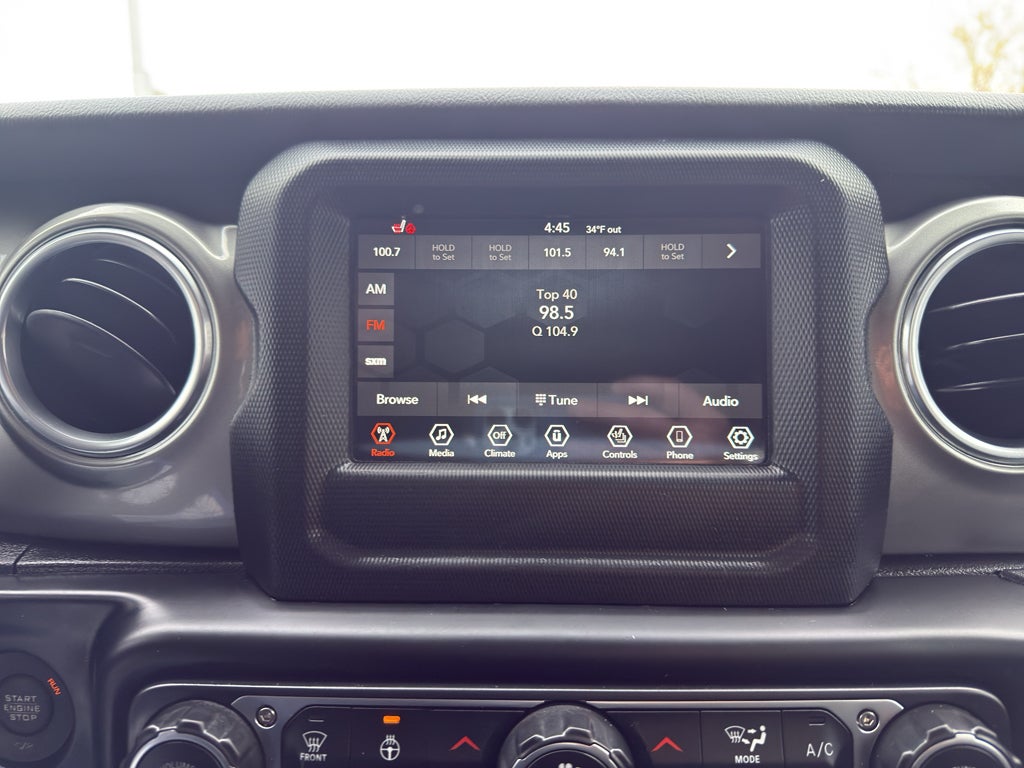 2019 Jeep Wrangler Sahara