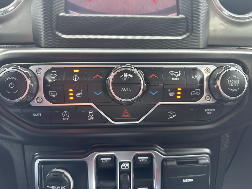 2019 Jeep Wrangler Sahara