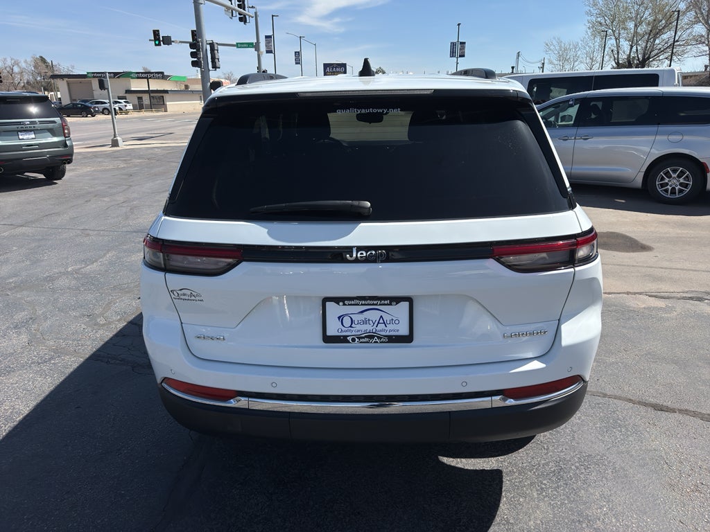 2023 Jeep Grand Cherokee Laredo