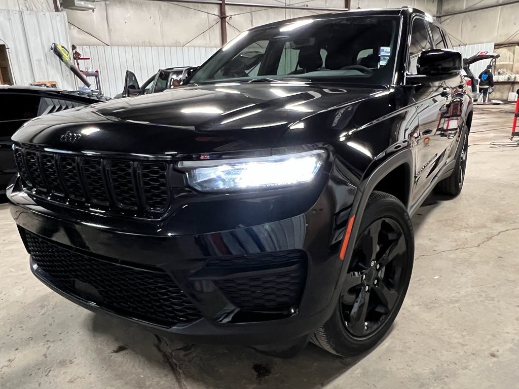 2023 Jeep Grand Cherokee Altitude