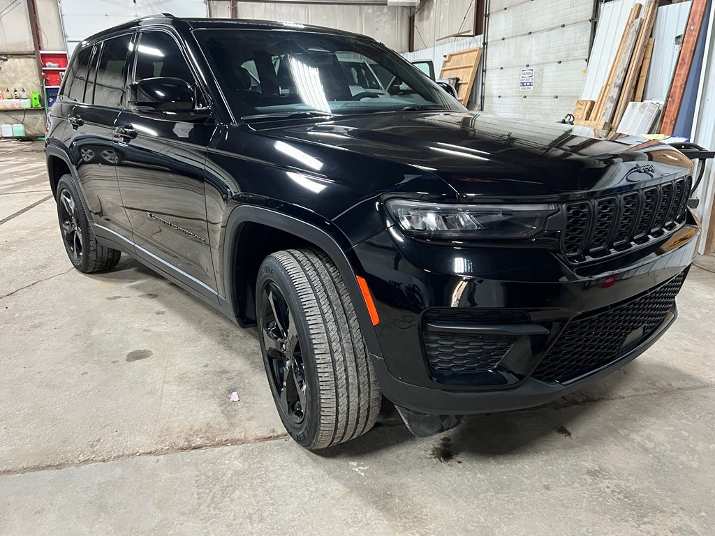 2023 Jeep Grand Cherokee Altitude