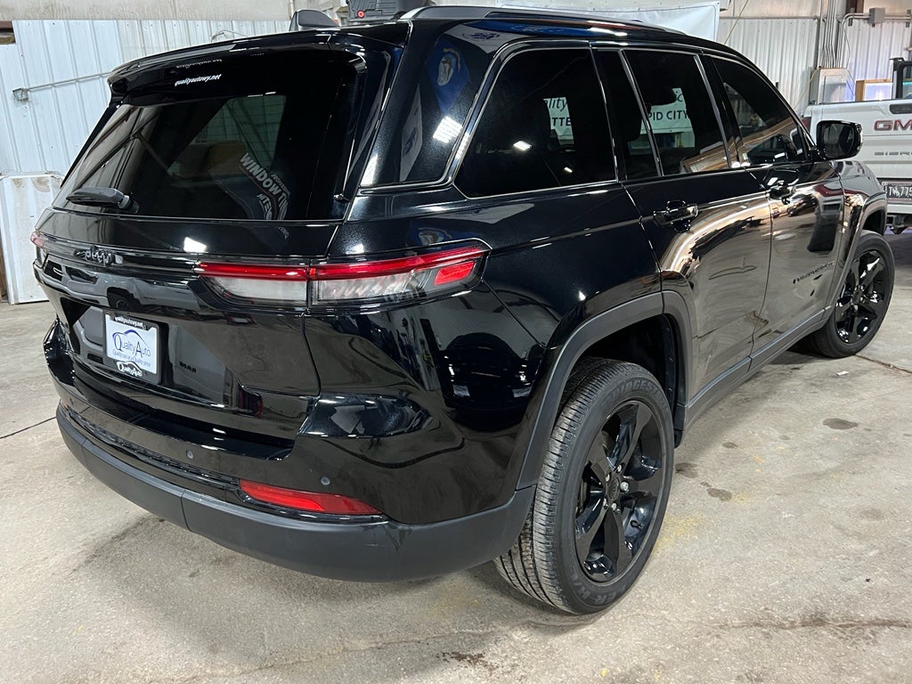 2023 Jeep Grand Cherokee Altitude