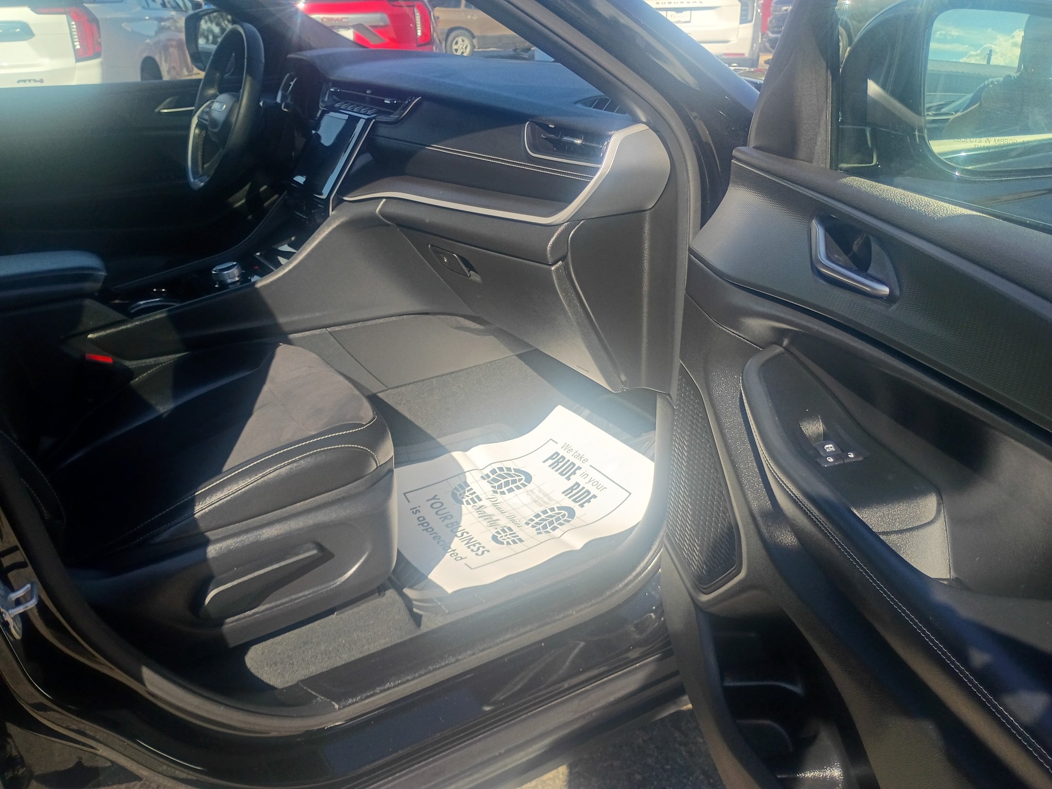 2023 Jeep Grand Cherokee L Altitude