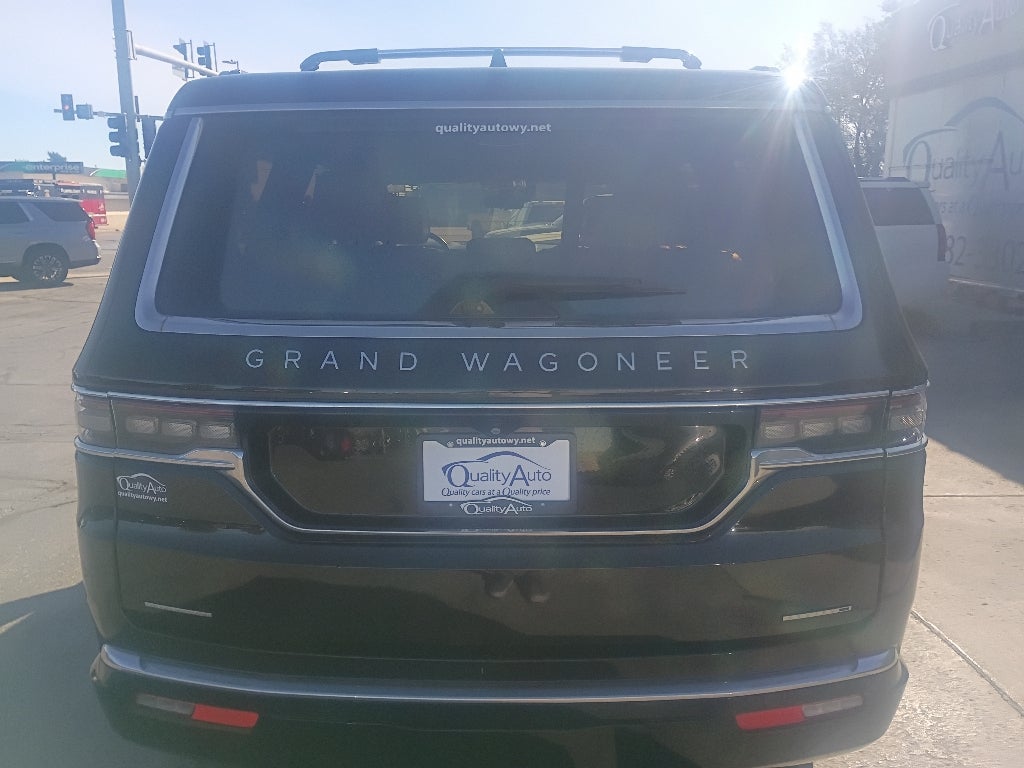 2022 Jeep Grand Wagoneer Series III