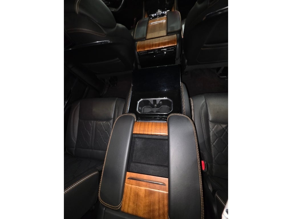 2022 Jeep Grand Wagoneer Series III