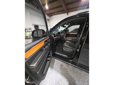2022 Jeep Grand Wagoneer Series III