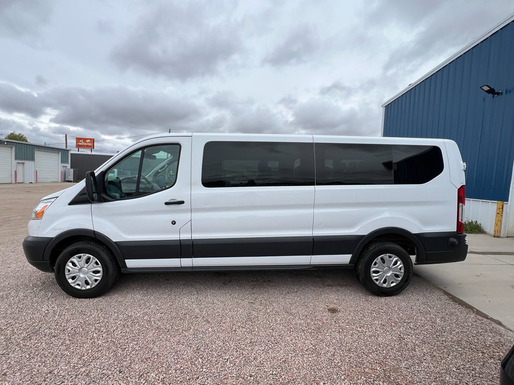 2017 Ford Transit 350 XL Wagon Low Roof Sliding Pass. 148's photo